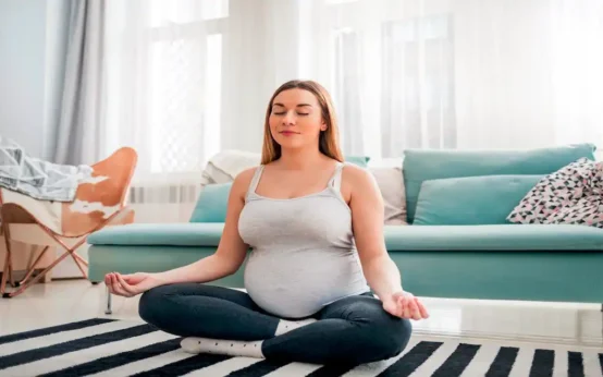 how to reduce stress while pregnant